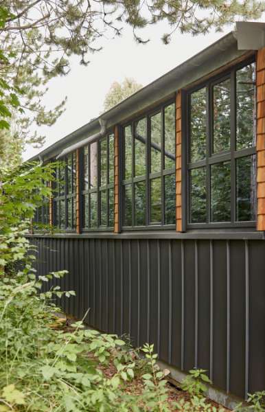 Half’n’half cladding with wood and steel, Schleusenberg 1, 23896 Panten